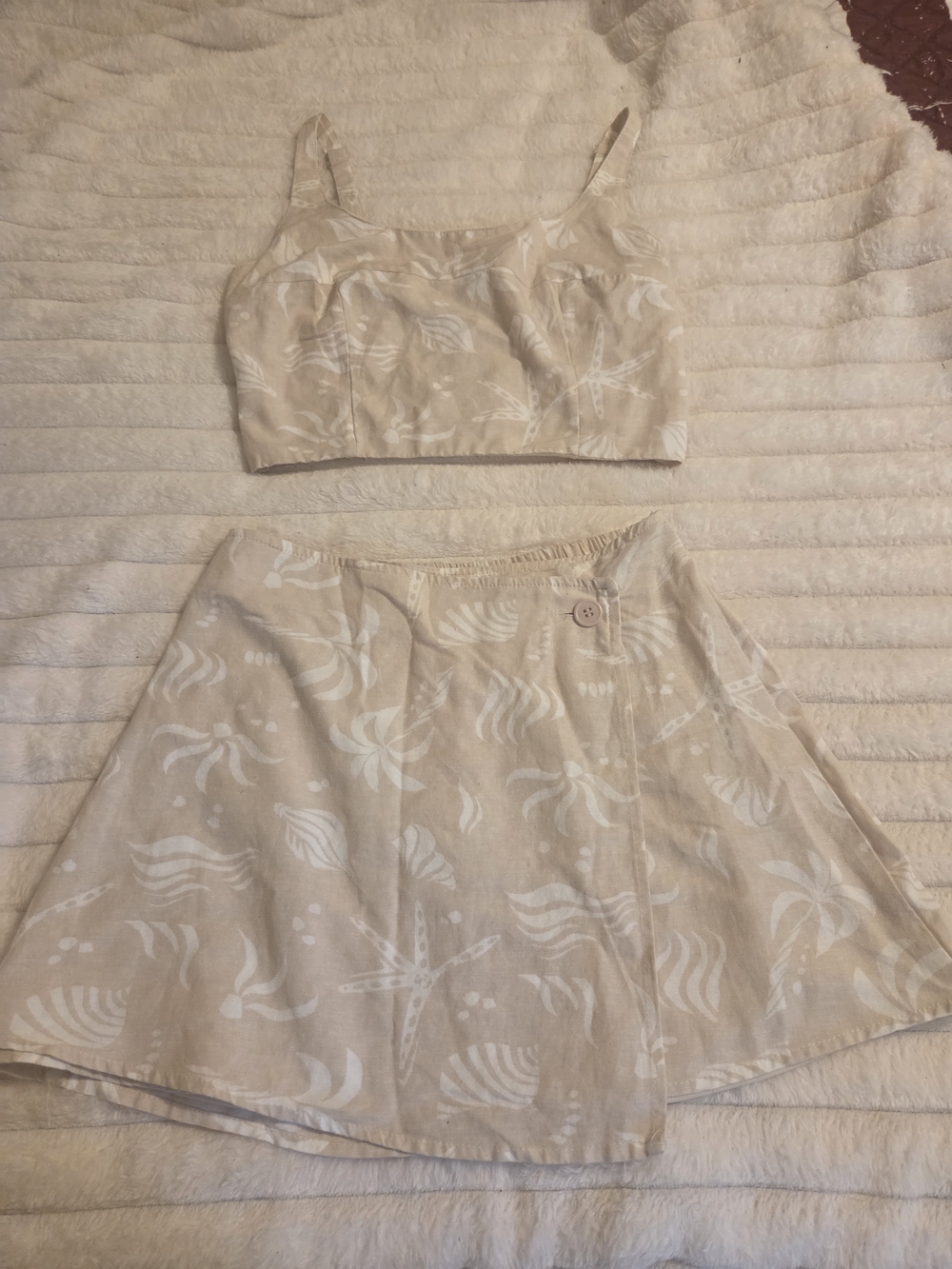 Midnight Sky Beige Shell Print Two Piece Set Crop Top Faux Wrap Skirt M - Picture 3 of 5